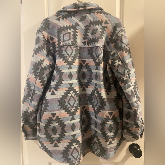 Aztec Pastel Shacket - Picture 2 of 4